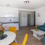 Beautiful In With House Sea View شقة كليك