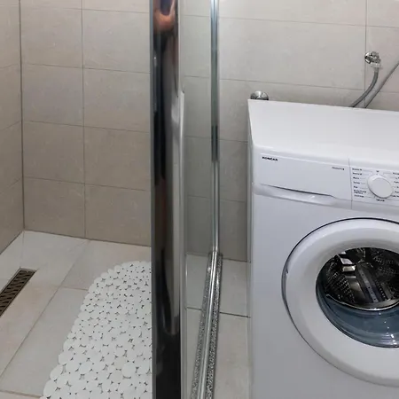 2 Bedroom Amazing In *