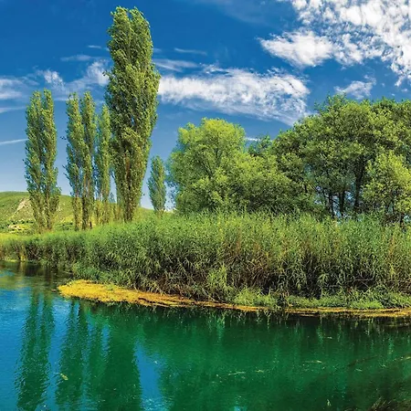 2 Bedroom Amazing In Klek