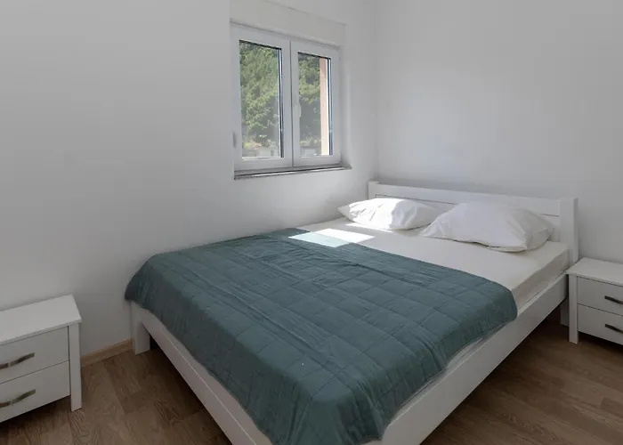 Appartamento 2 Bedroom Amazing In Klek